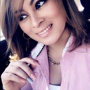 Meet your Posher, Leticia